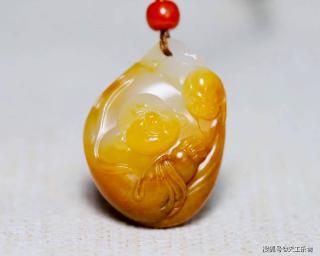 一路上涨的经典沁色!和田玉中最受欢迎的五种黄沁籽料!