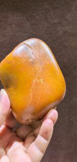 油沁皮好作料和田玉籽料原石